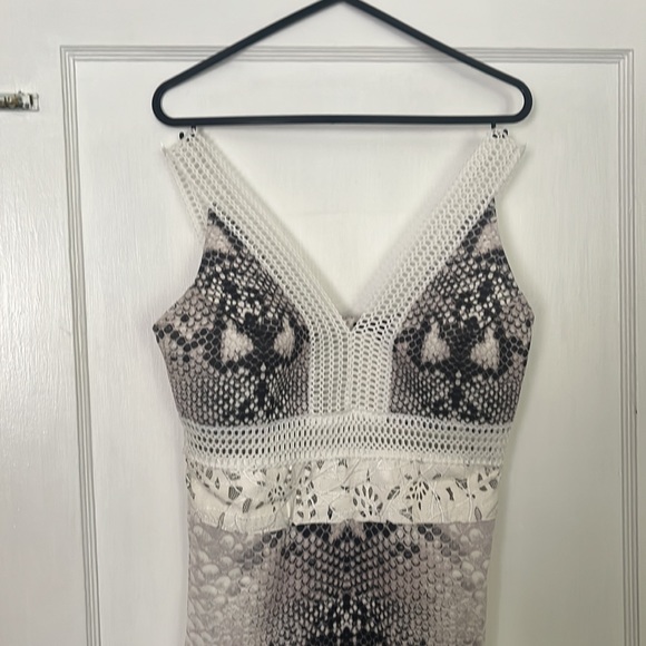 🤍🤍🤍🤍❣️❤️🩹 - Picture 3 of 4